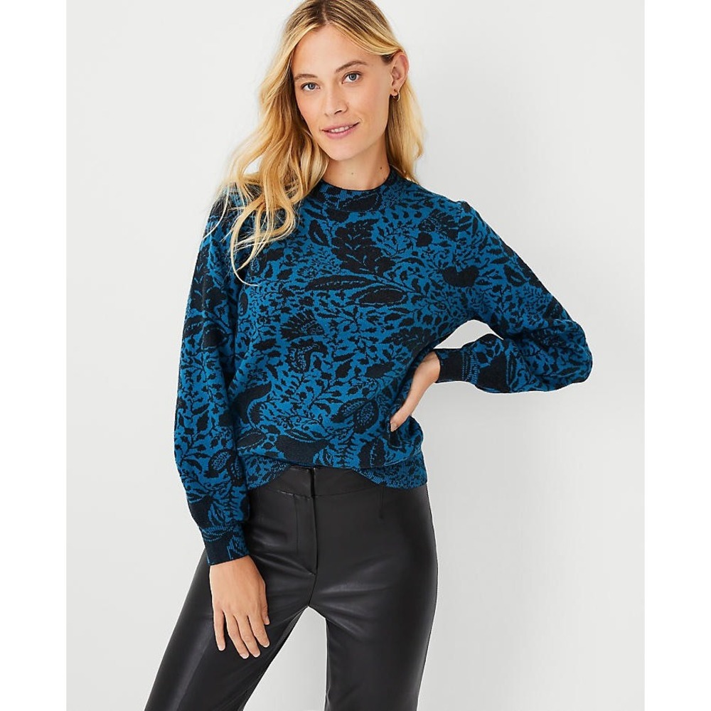 Ann Taylor Floral Jacquard Easy Crew Neck Sweater Women M Blue Black Academia - Picture 3 of 5